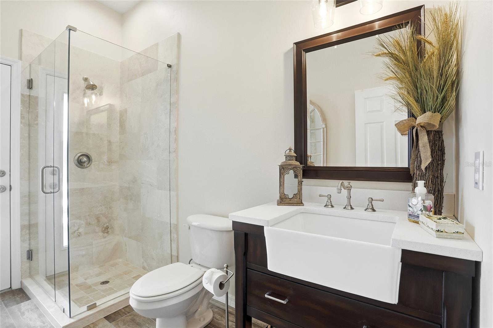 GLEN ABBEY UNIT 06 - Residential