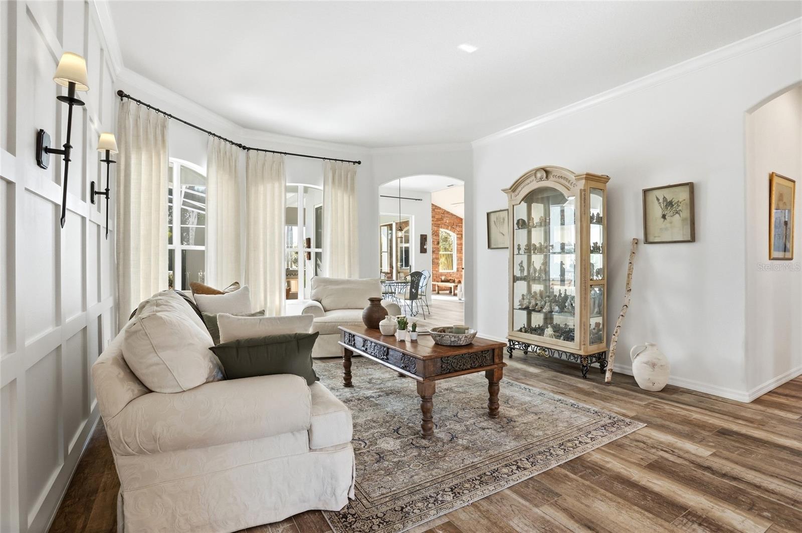 GLEN ABBEY UNIT 06 - Residential