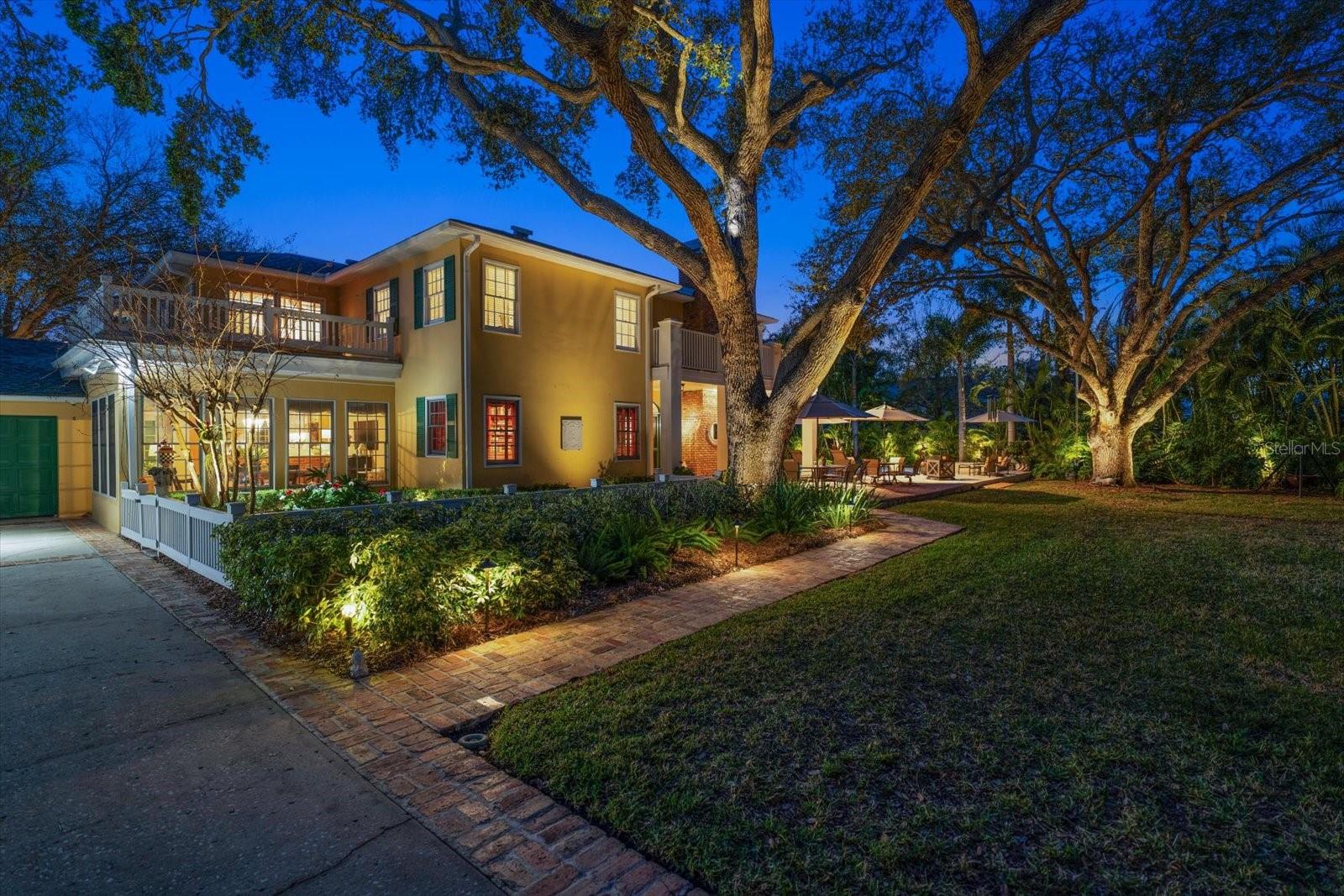 BELLEAIR ESTATES - Residential