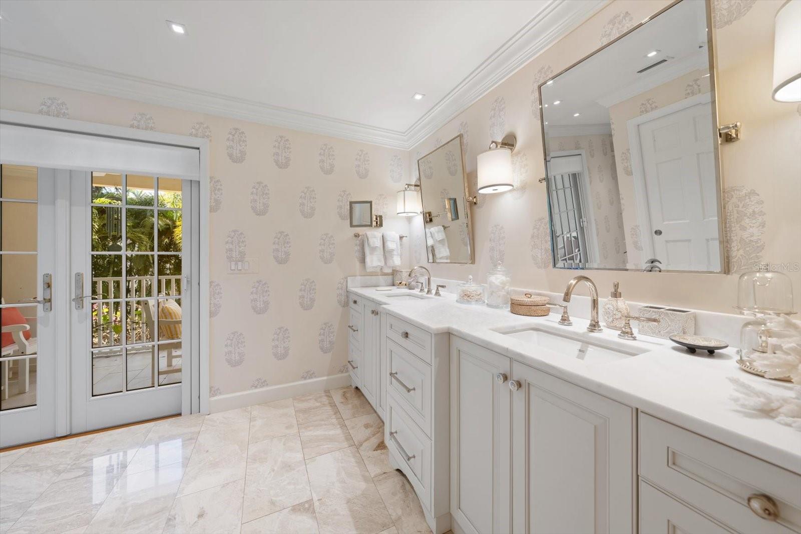 BELLEAIR ESTATES - Residential