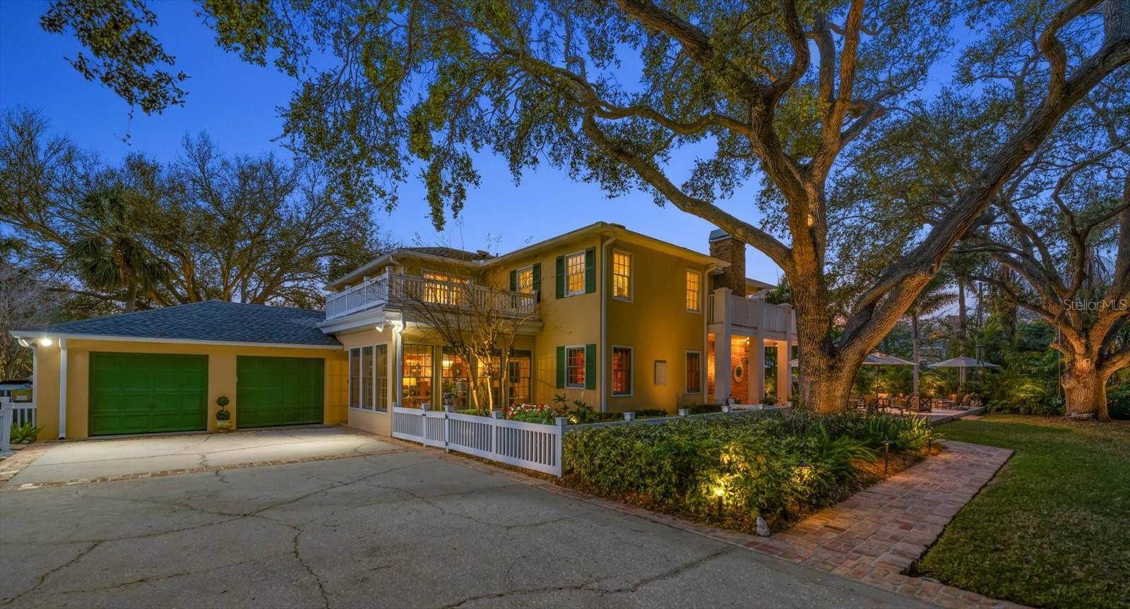 BELLEAIR ESTATES - Residential