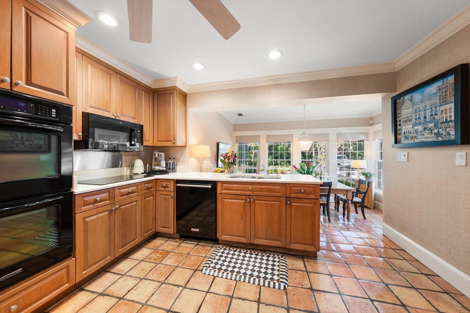 BELLEAIR ESTATES - Residential