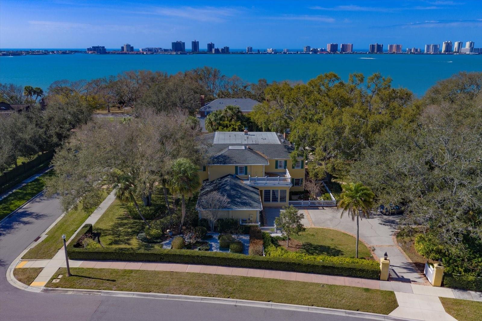 BELLEAIR ESTATES - Residential