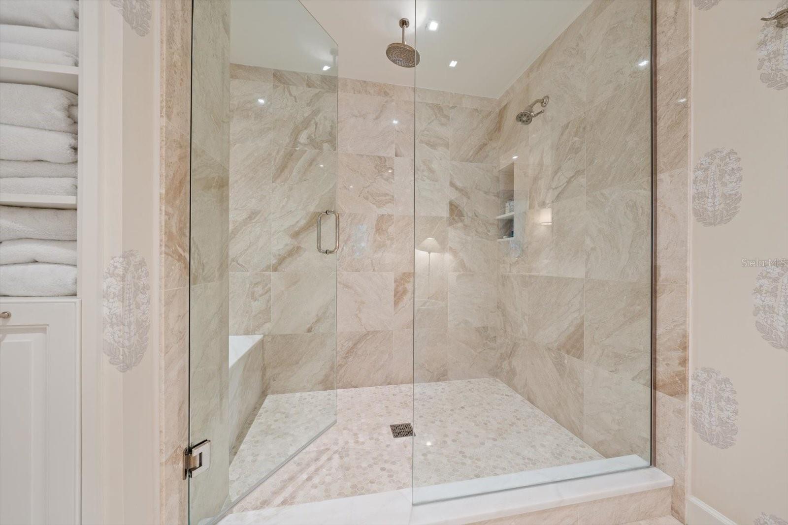 BELLEAIR ESTATES - Residential