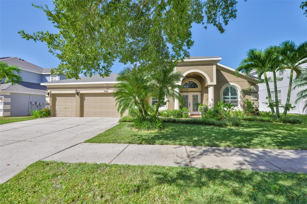 Photo of 2616 Yukon Cliff Drive, Ruskin, FL 33570 (MLS # TB8442117)