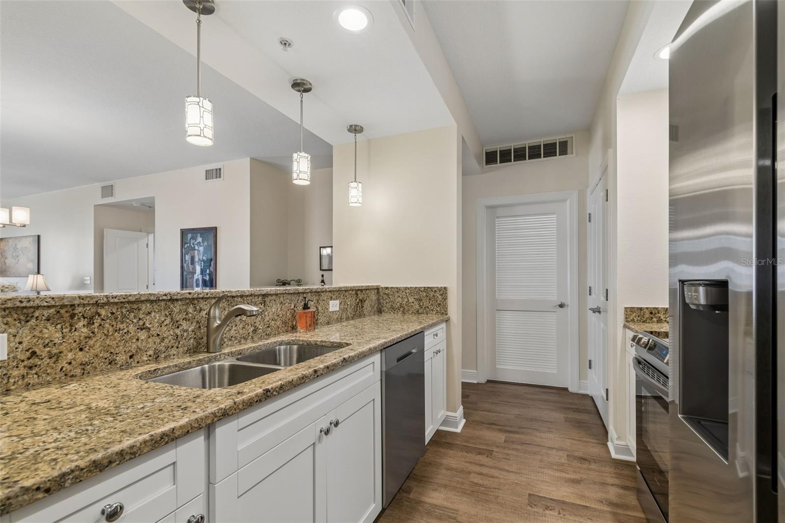 STATION SQUARE CONDO - Residential