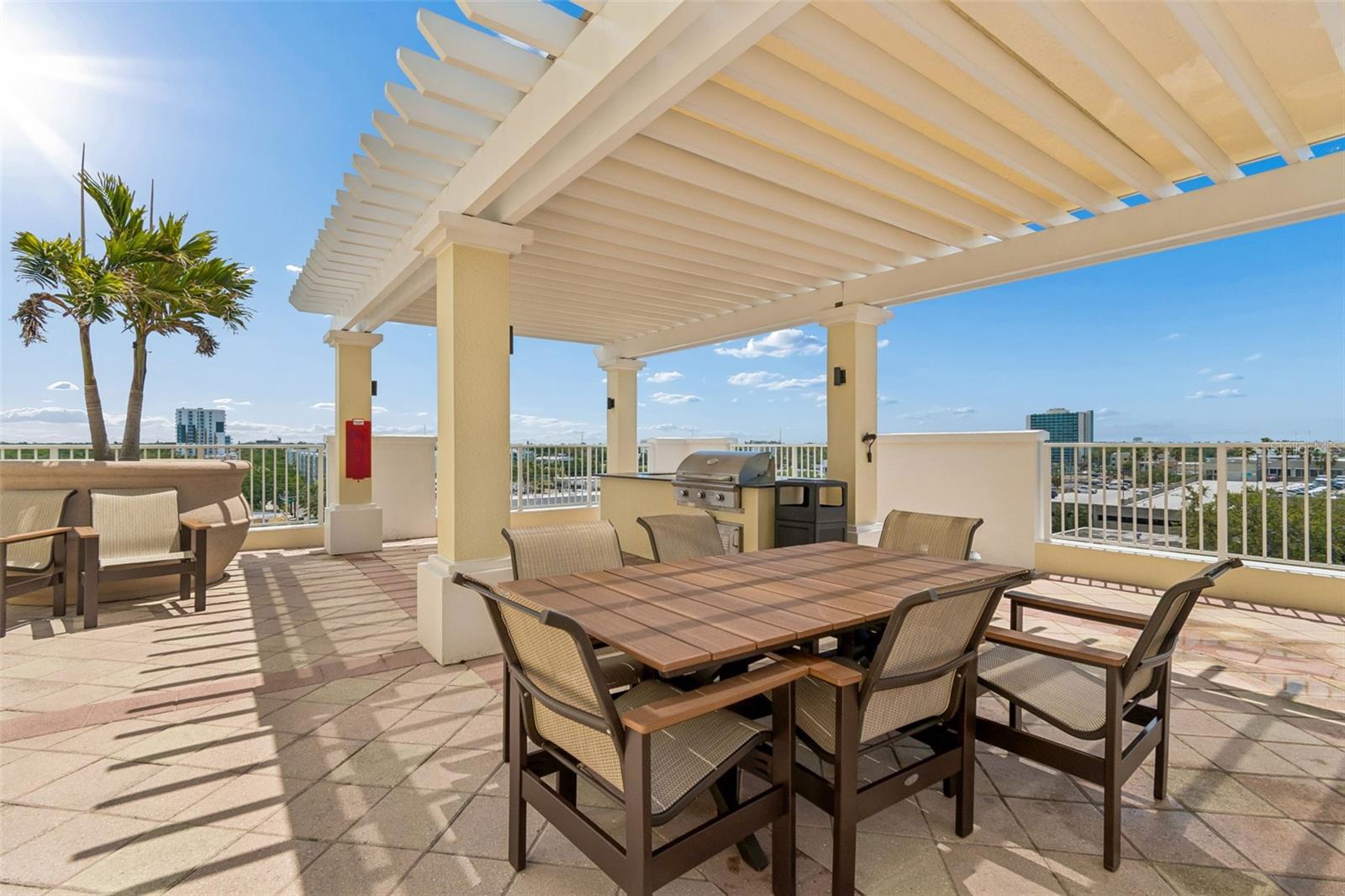 STATION SQUARE CONDO - Residential