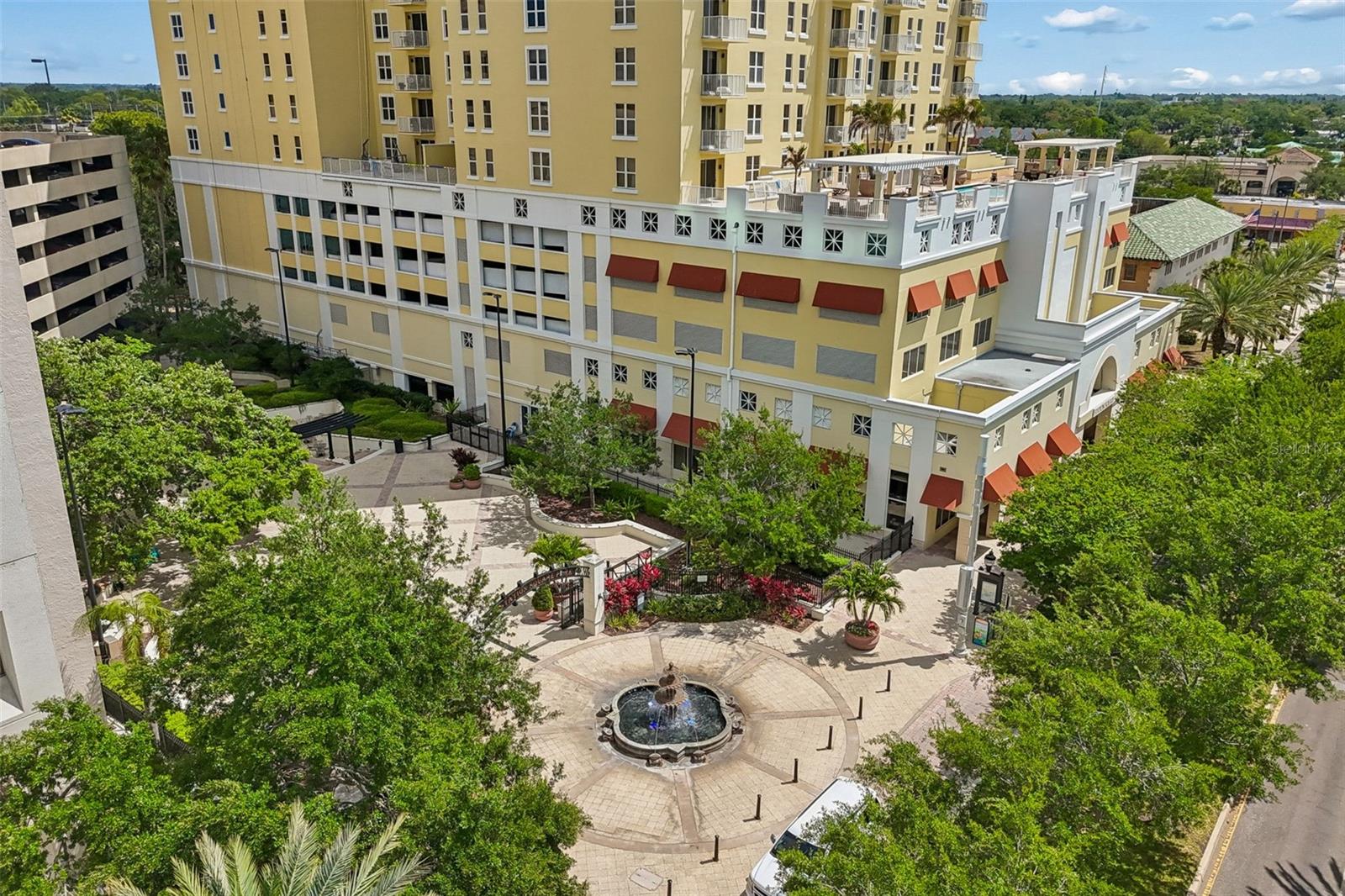 STATION SQUARE CONDO - Residential