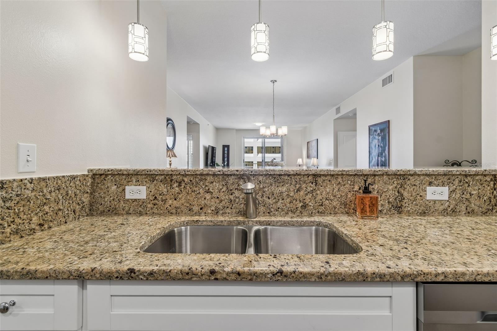 STATION SQUARE CONDO - Residential