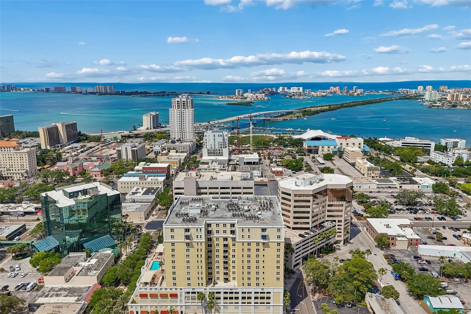 STATION SQUARE CONDO - Residential