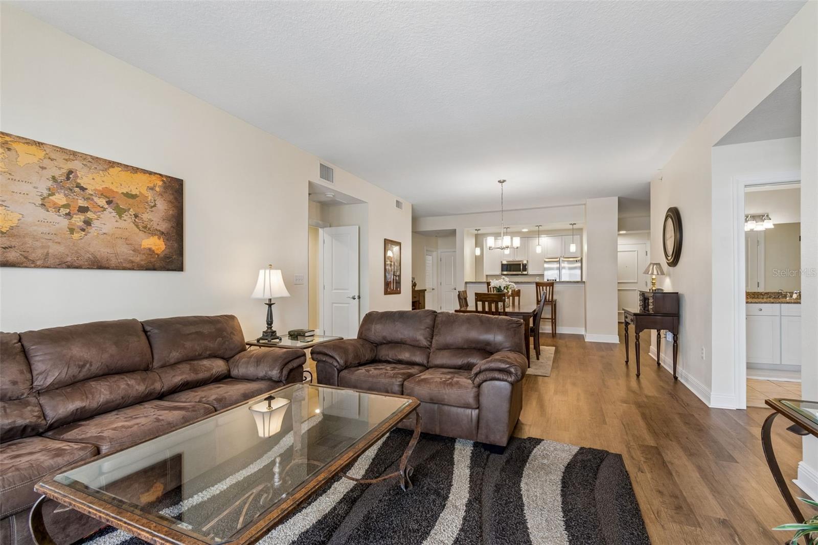 STATION SQUARE CONDO - Residential