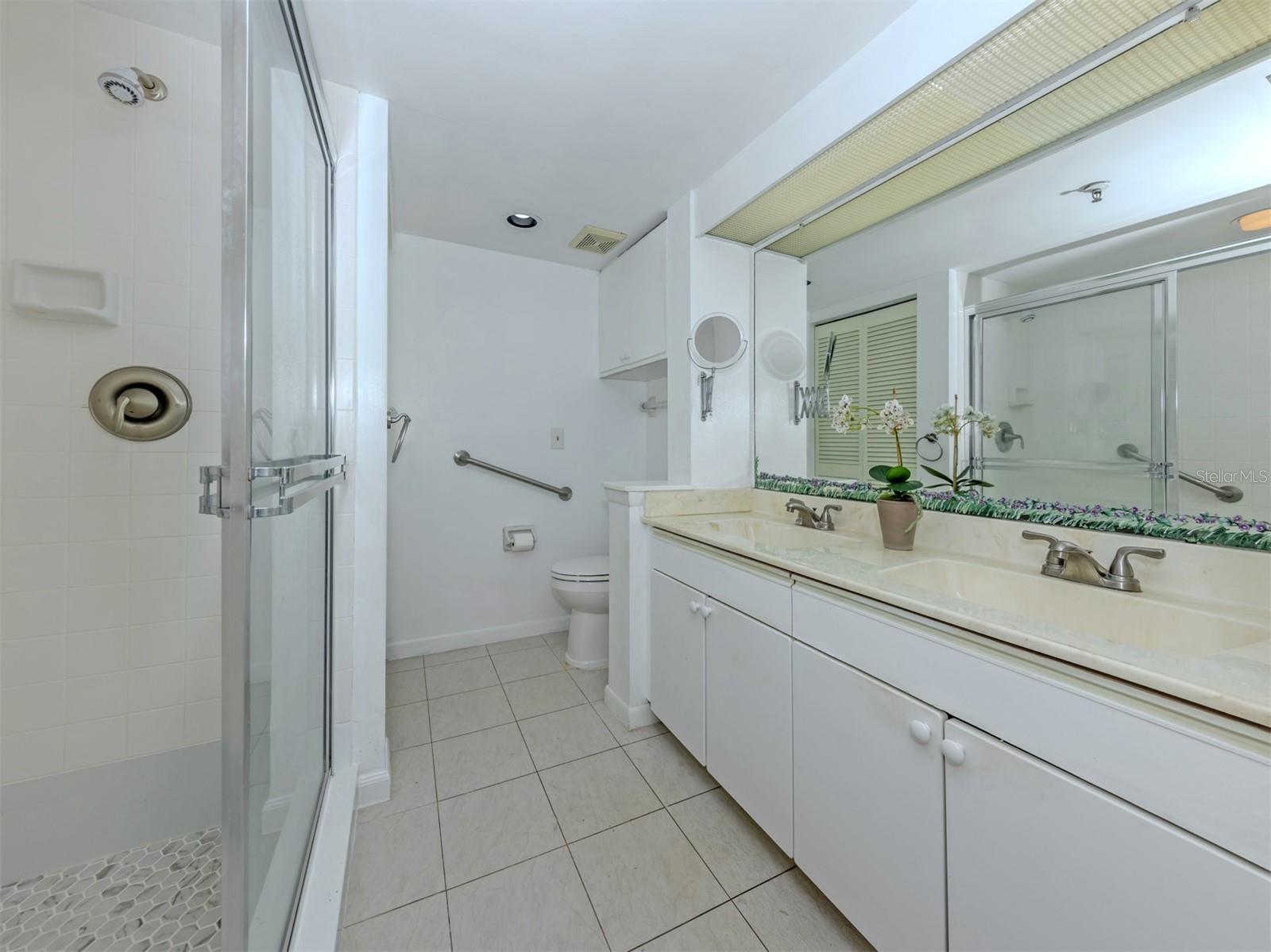 NINTH FAIRWAY - Residential