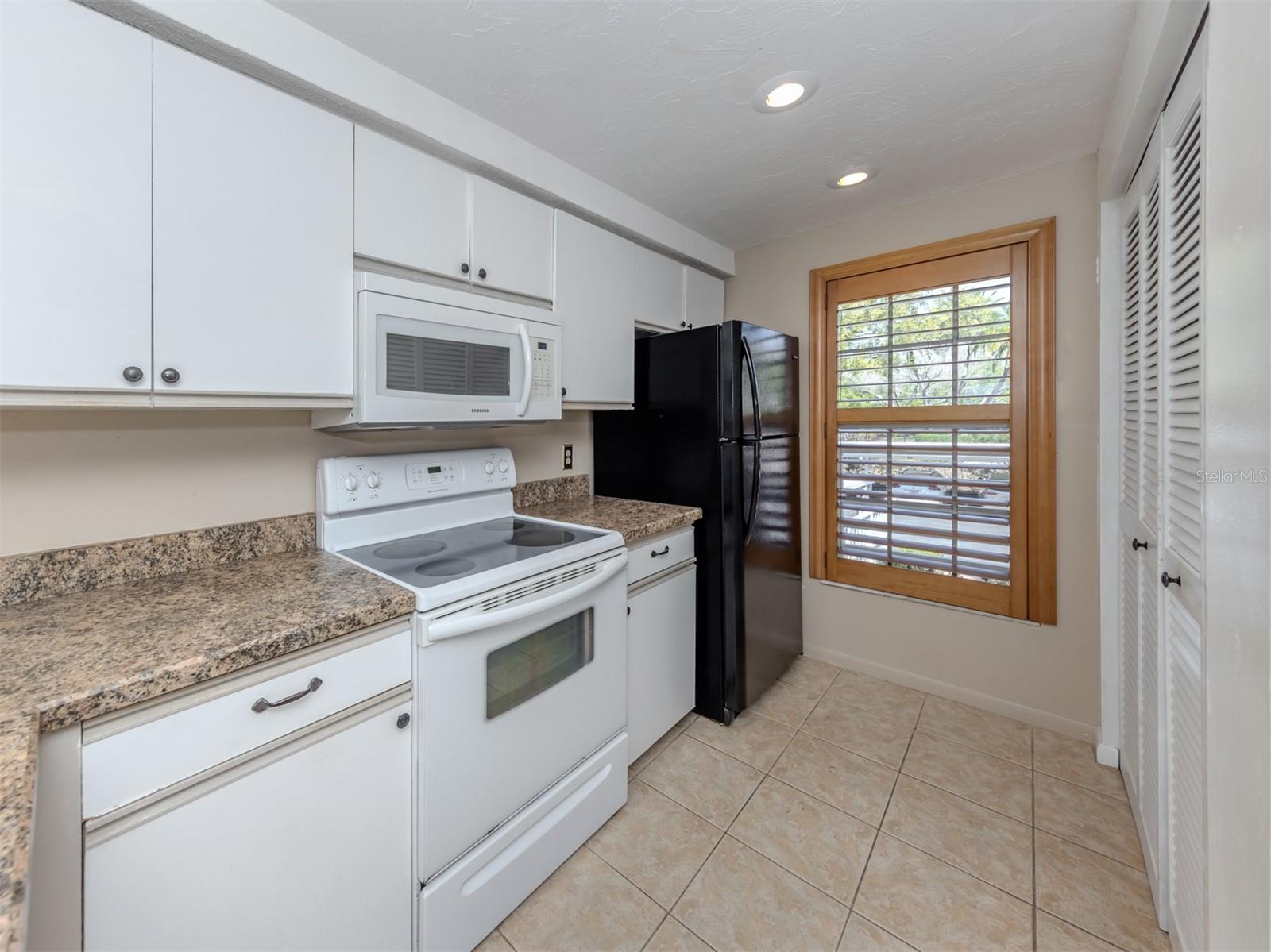 NINTH FAIRWAY - Residential