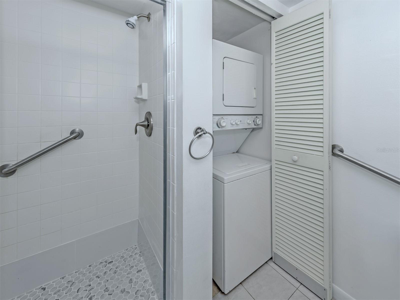 NINTH FAIRWAY - Residential