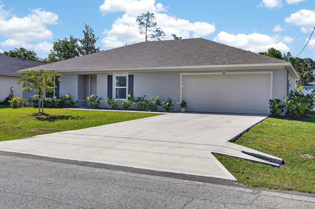 Photo of 24 Pierce Lane, Palm Coast, FL 32164 (MLS # FC317588)