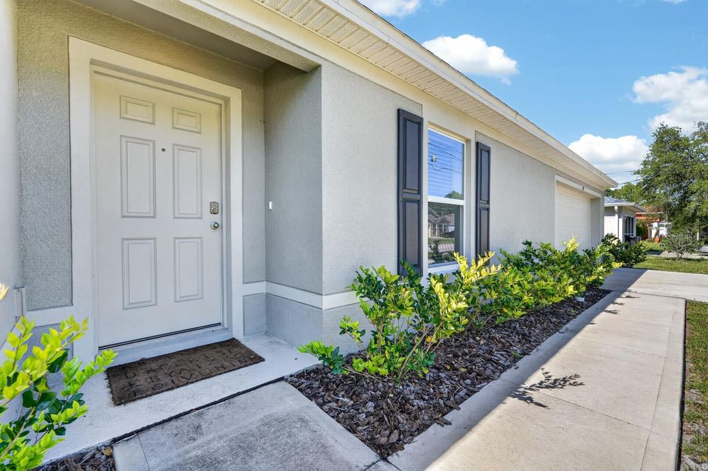 Photo of 24 Pierce Lane, Palm Coast, FL 32164 (MLS # FC317588)