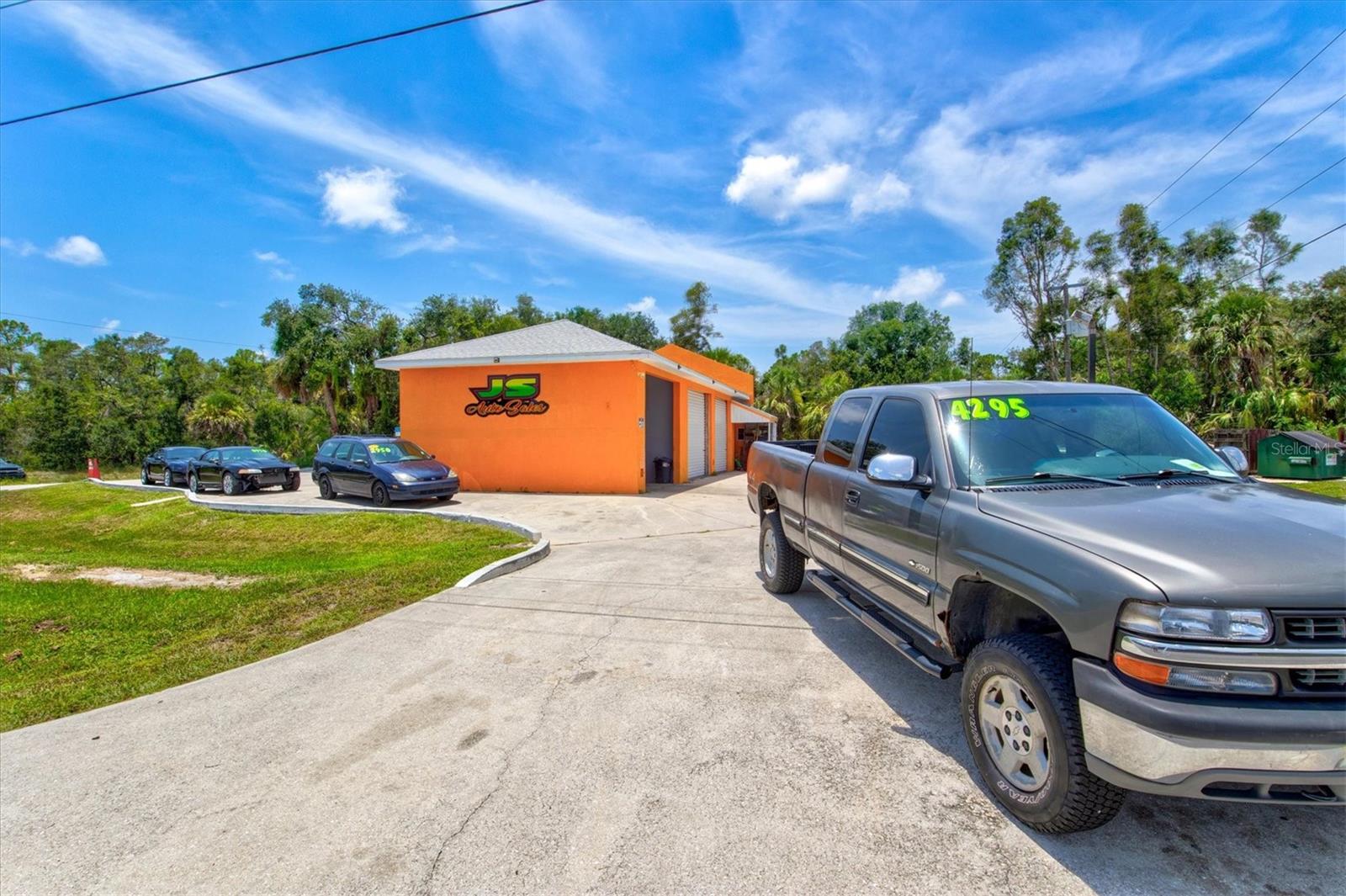 PORT CHARLOTTE SEC 032 - Commercial Sale