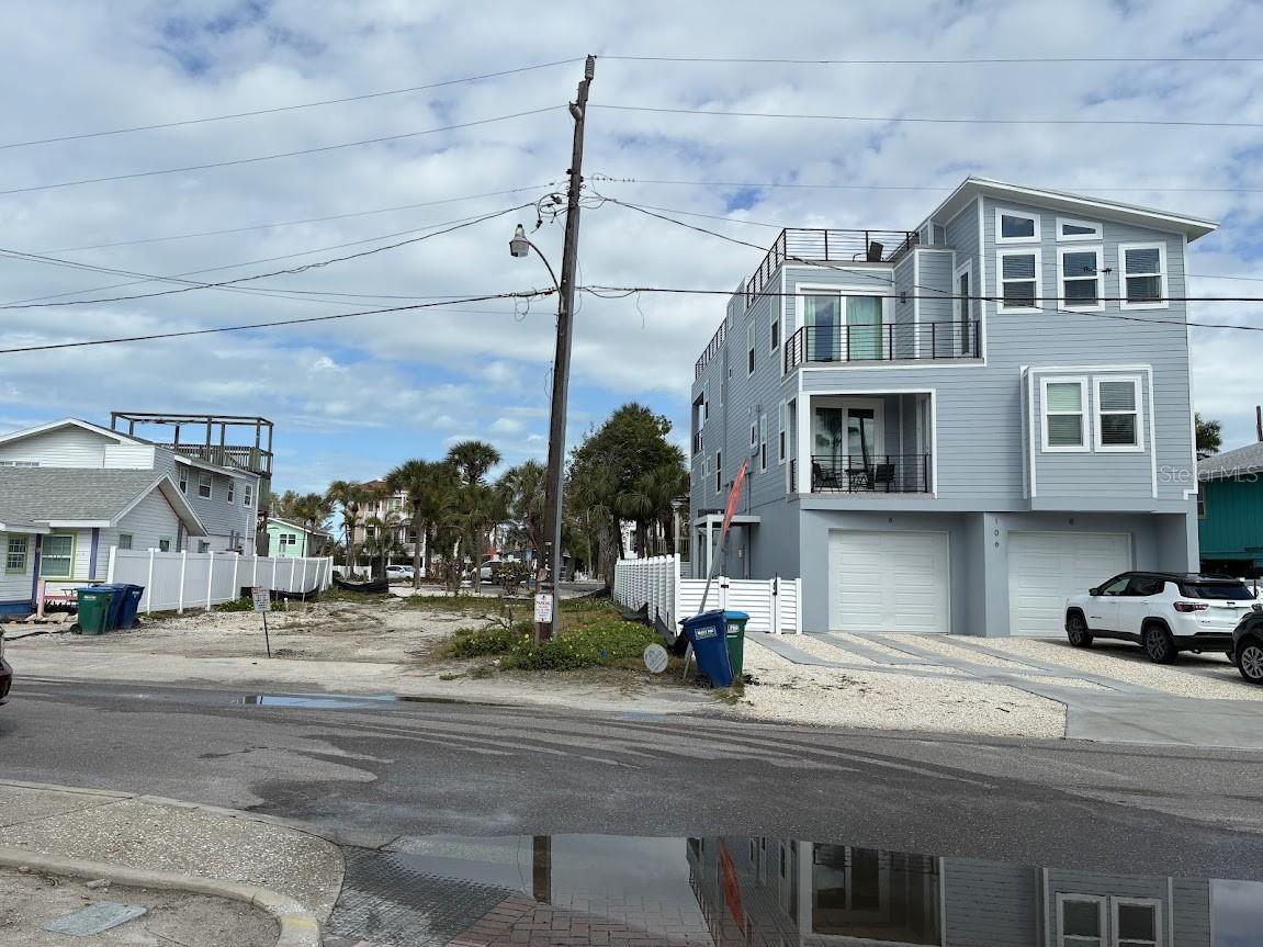 CORRECTED OF AZURE SHORES - Land