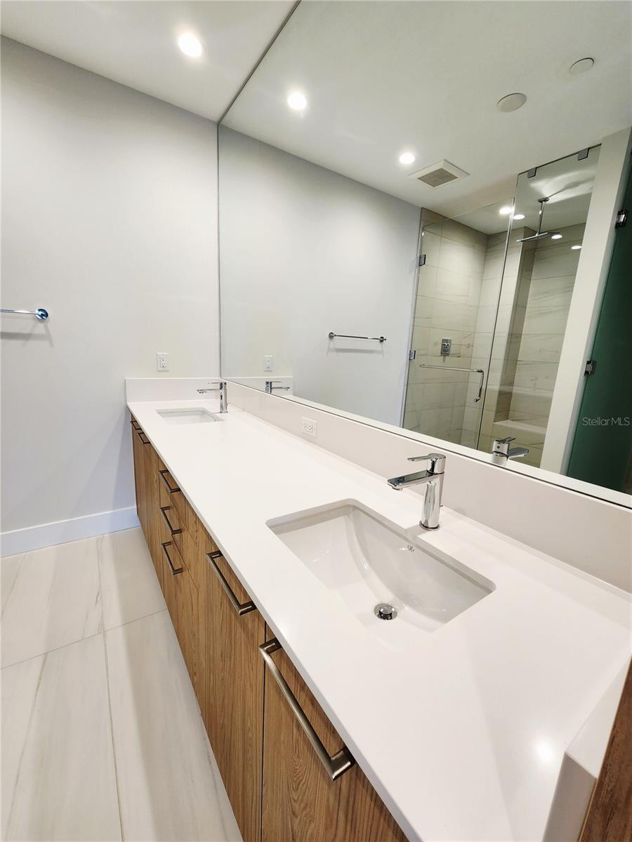 ART HOUSE CONDOMINIUM - Residential