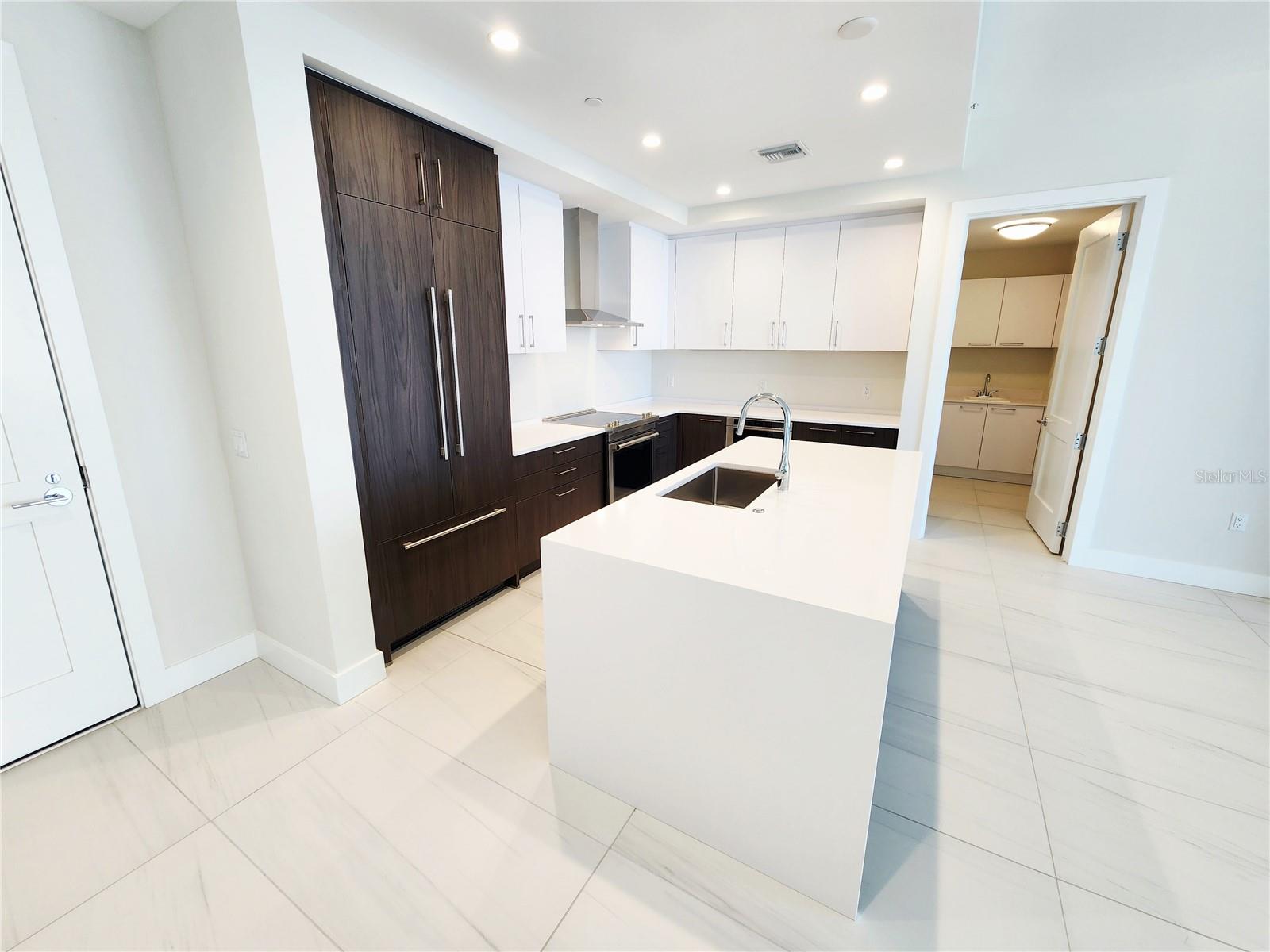 ART HOUSE CONDOMINIUM - Residential