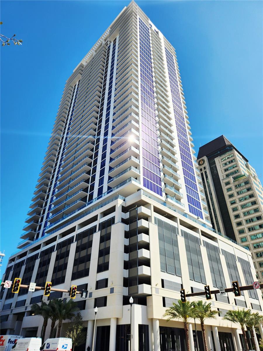 ART HOUSE CONDOMINIUM - Residential