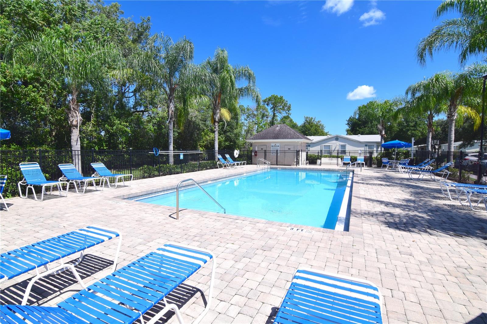 DEERWOOD - Residential