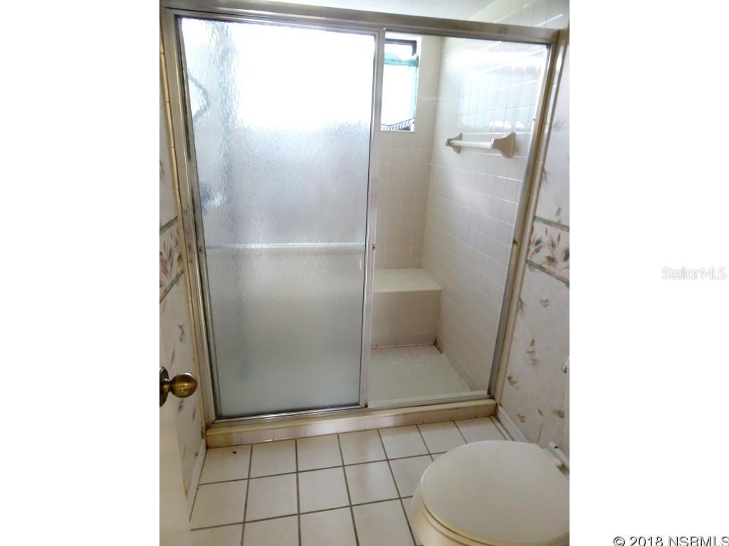 Sandpiper Lake At Pelican Bay Ph 05 - Residential