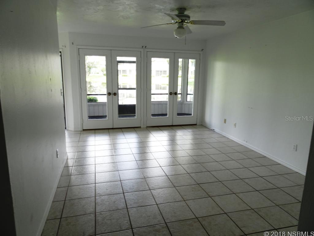 Sandpiper Lake At Pelican Bay Ph 05 - Residential