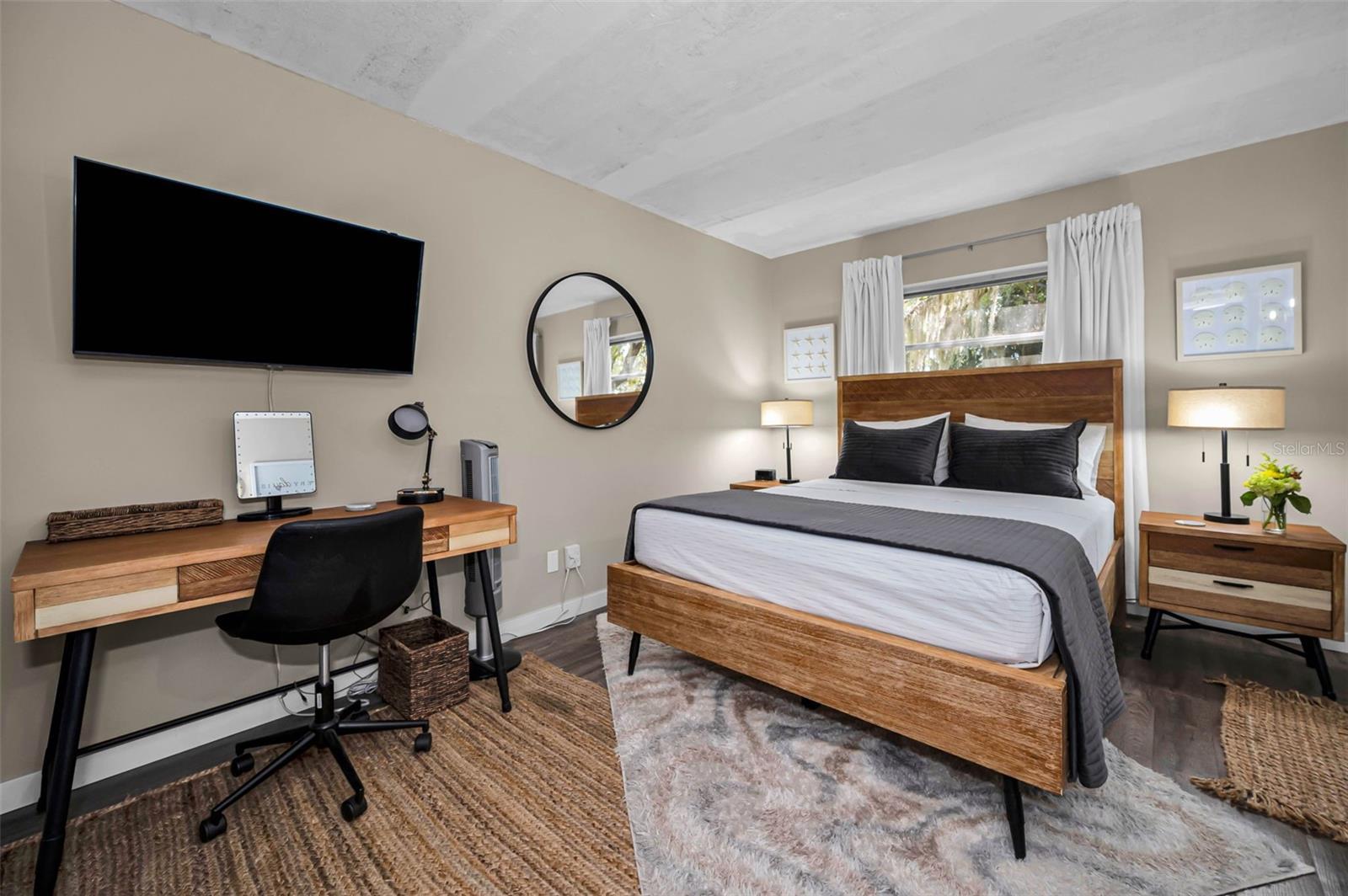 GREEN DOLPHIN PARK CONDO - Residential