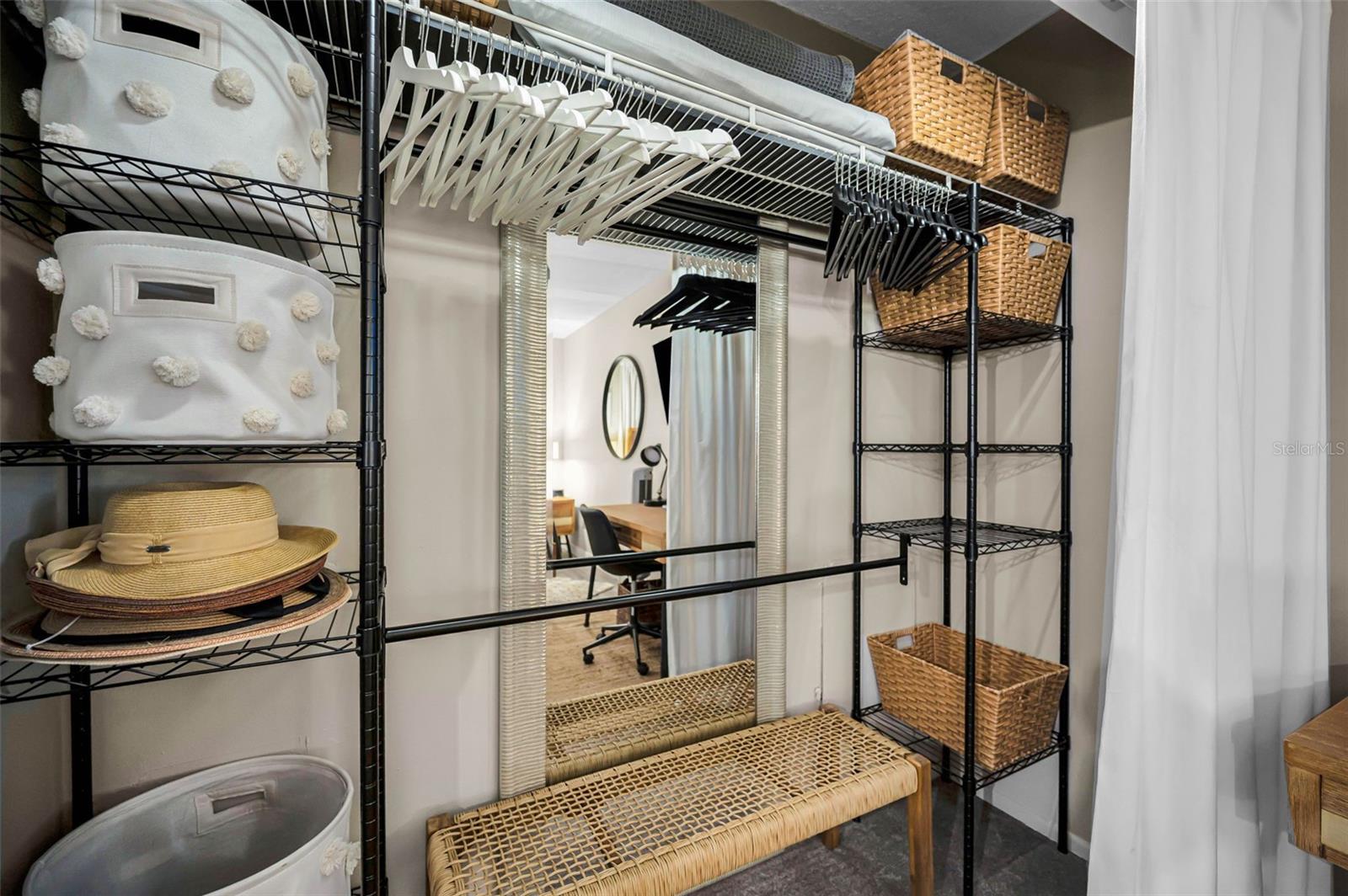 GREEN DOLPHIN PARK CONDO - Residential