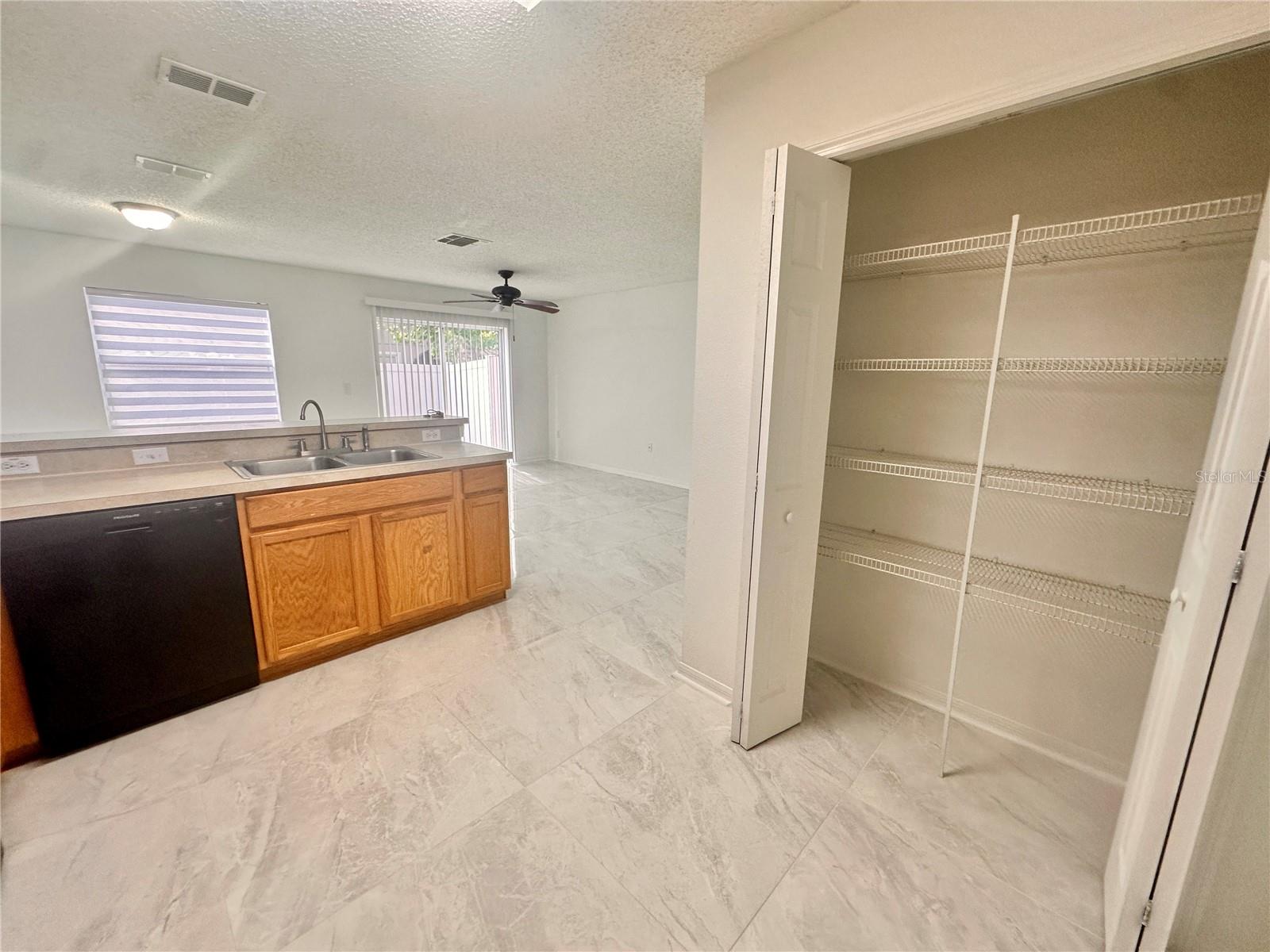 ASHFORD PARK TWNHMS REP ONE - Residential Lease