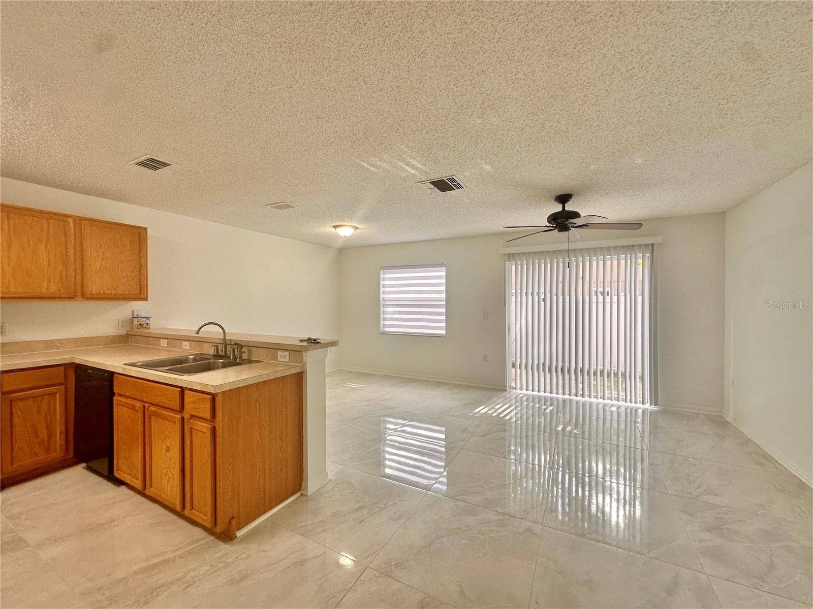 ASHFORD PARK TWNHMS REP ONE - Residential Lease