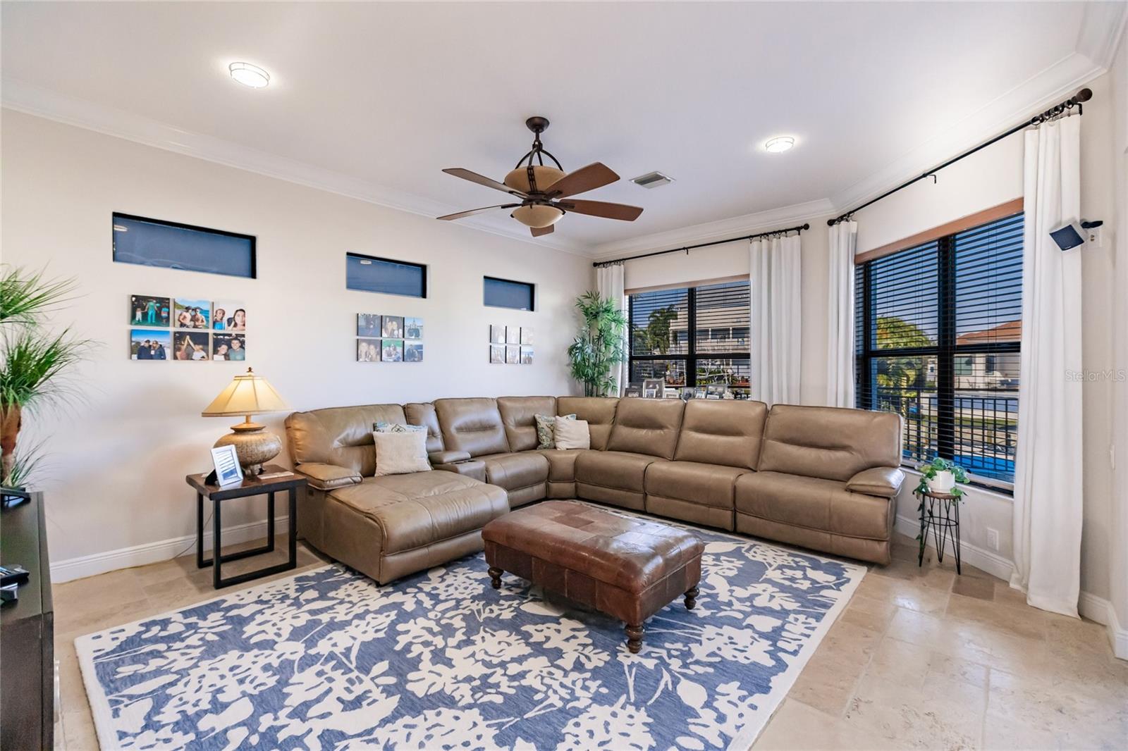 HOLIDAY HARBOR UNIT 1 - Residential