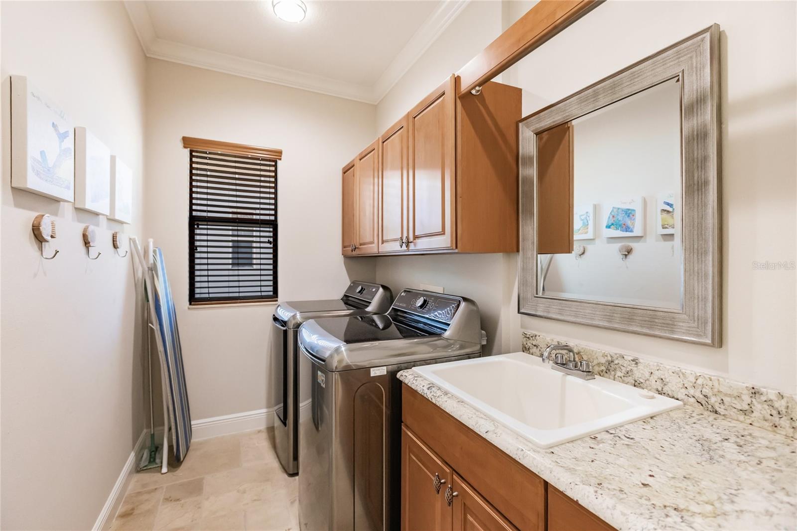 HOLIDAY HARBOR UNIT 1 - Residential