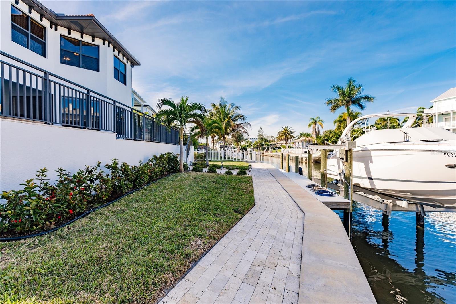 HOLIDAY HARBOR UNIT 1 - Residential