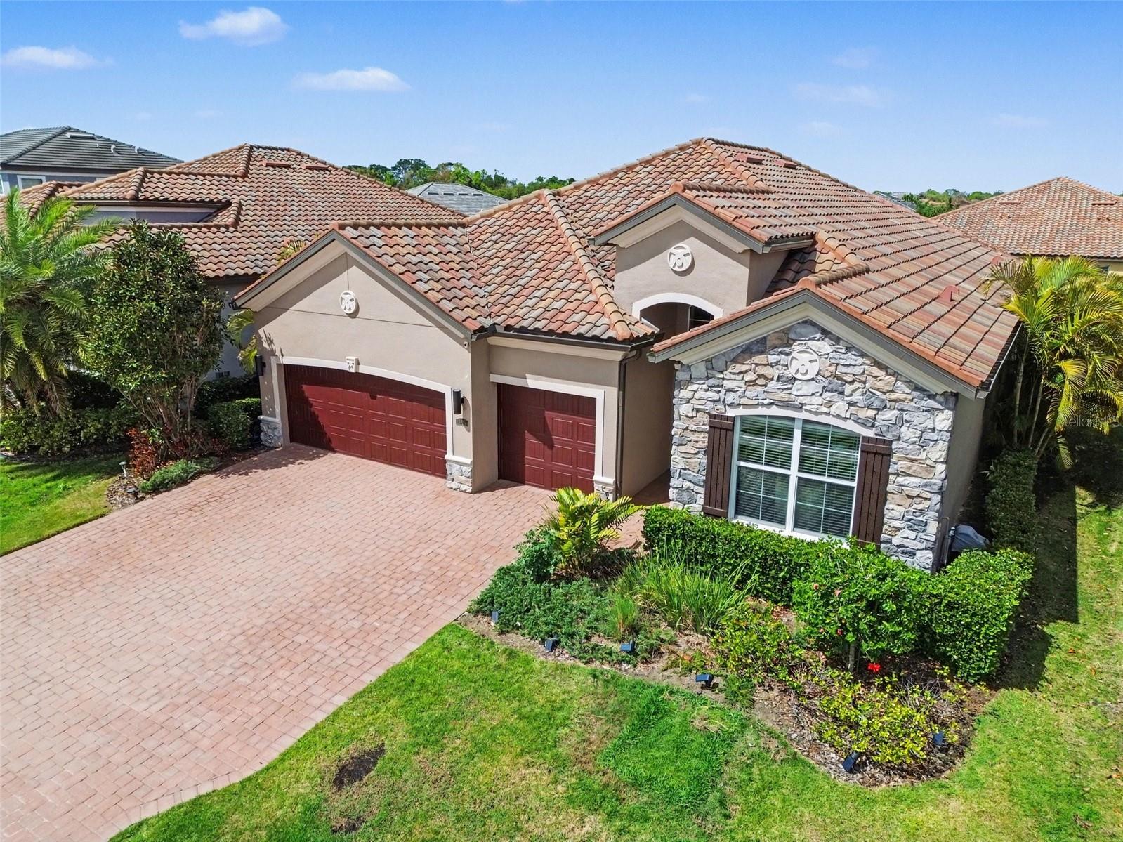 ARBOR GRANDE - Residential