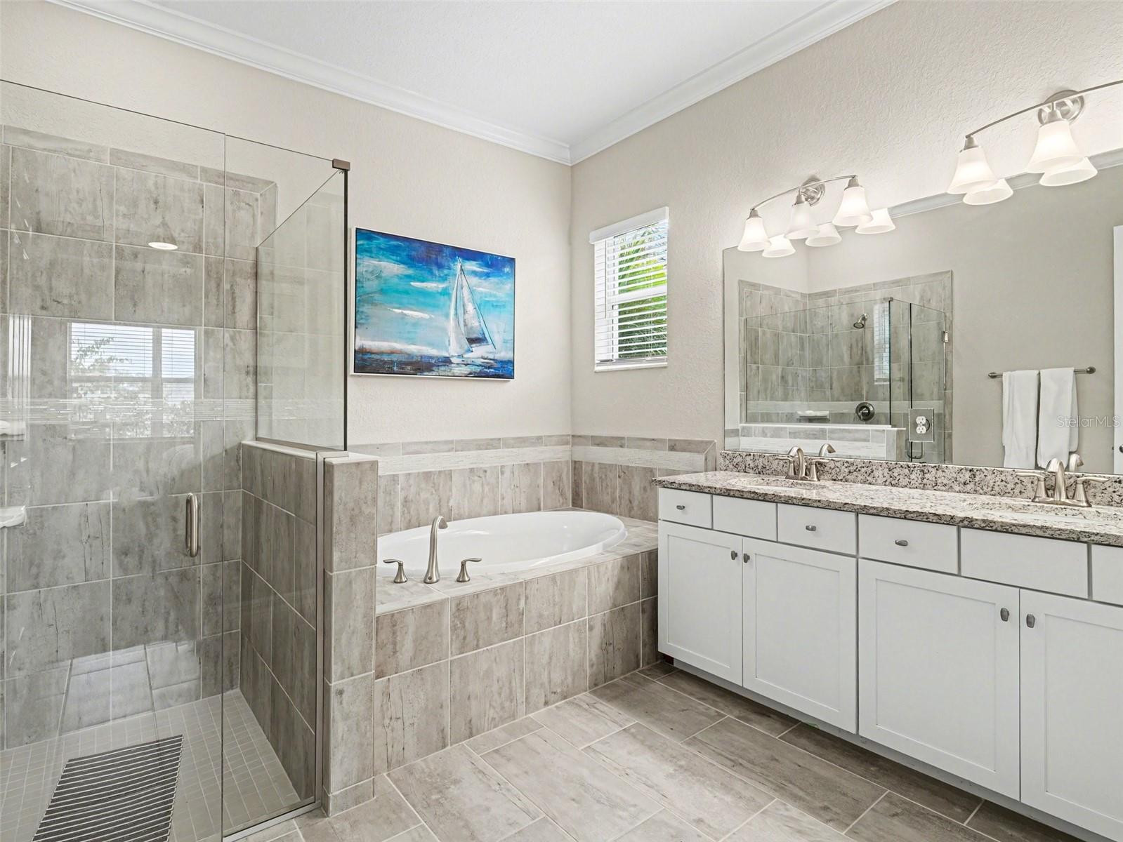 ARBOR GRANDE - Residential