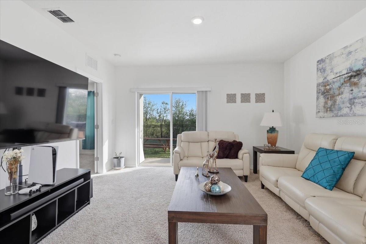 LAKE CHARLES RESIDENCE PH 1B - Residential