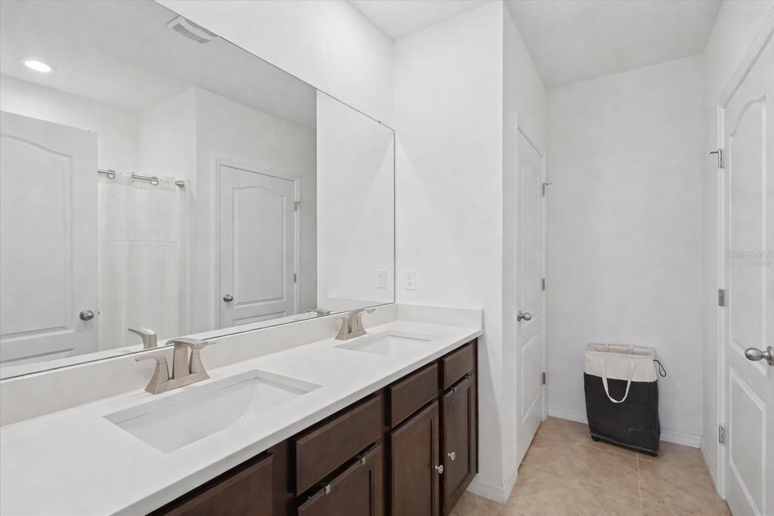 LAKE CHARLES RESIDENCE PH 1B - Residential