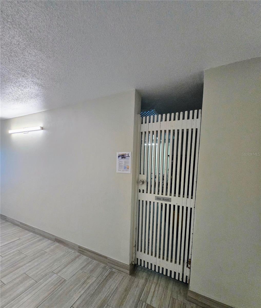 TREASURE ISLAND TENNIS & YACHT CLUB - Residential Lease