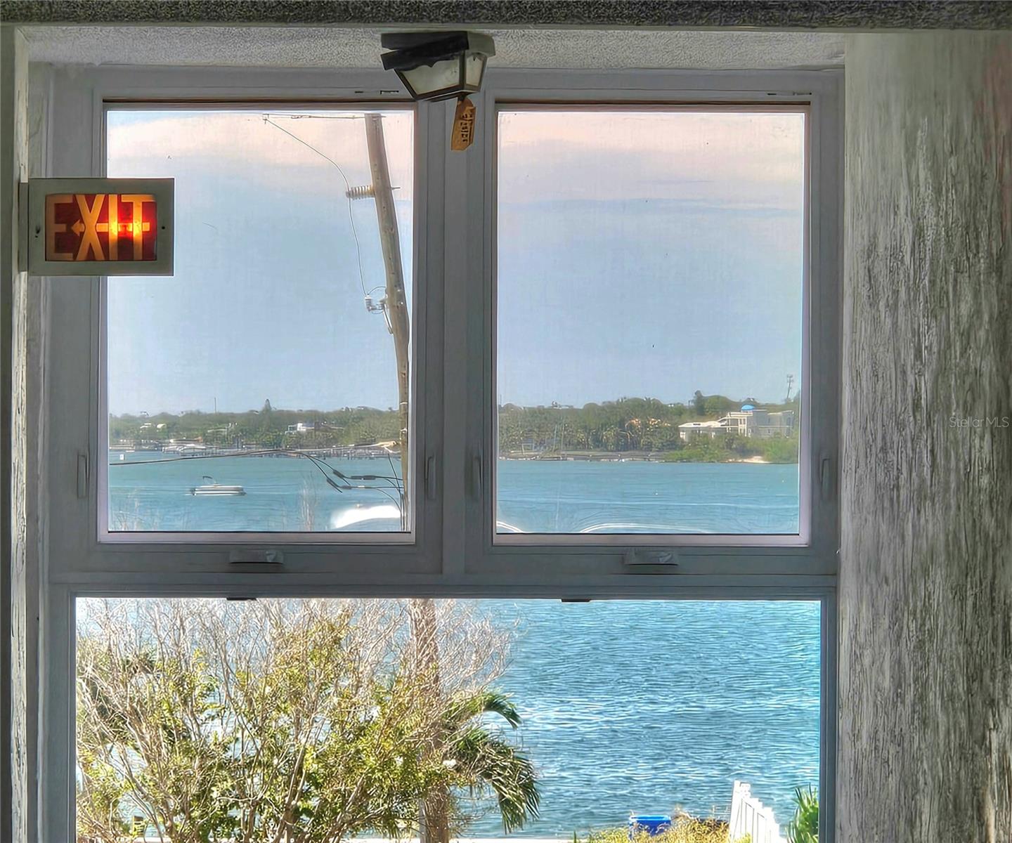 TREASURE ISLAND TENNIS & YACHT CLUB - Residential Lease