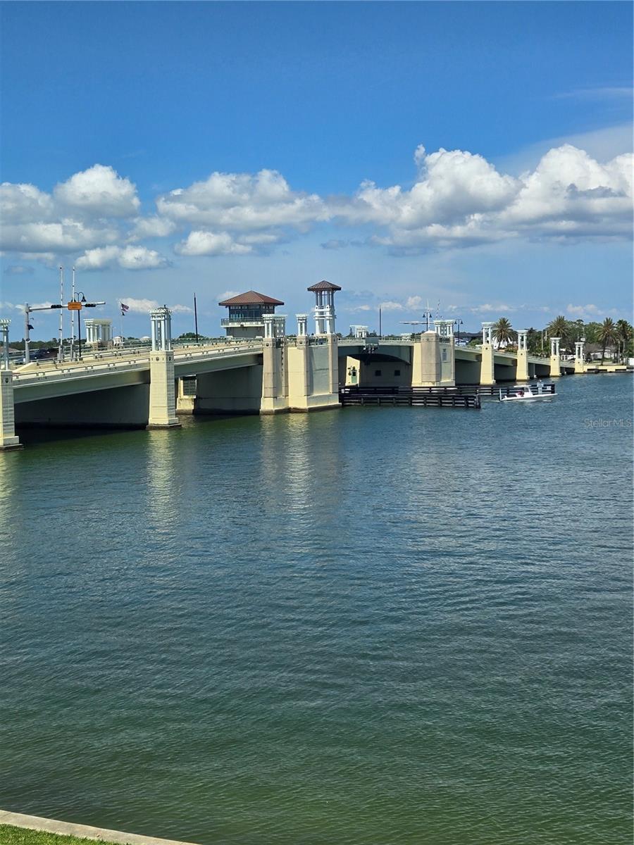 TREASURE ISLAND TENNIS & YACHT CLUB - Residential Lease