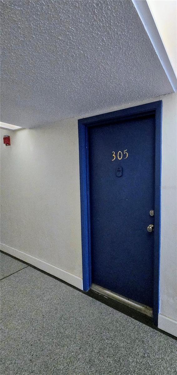 TREASURE ISLAND TENNIS & YACHT CLUB - Residential Lease