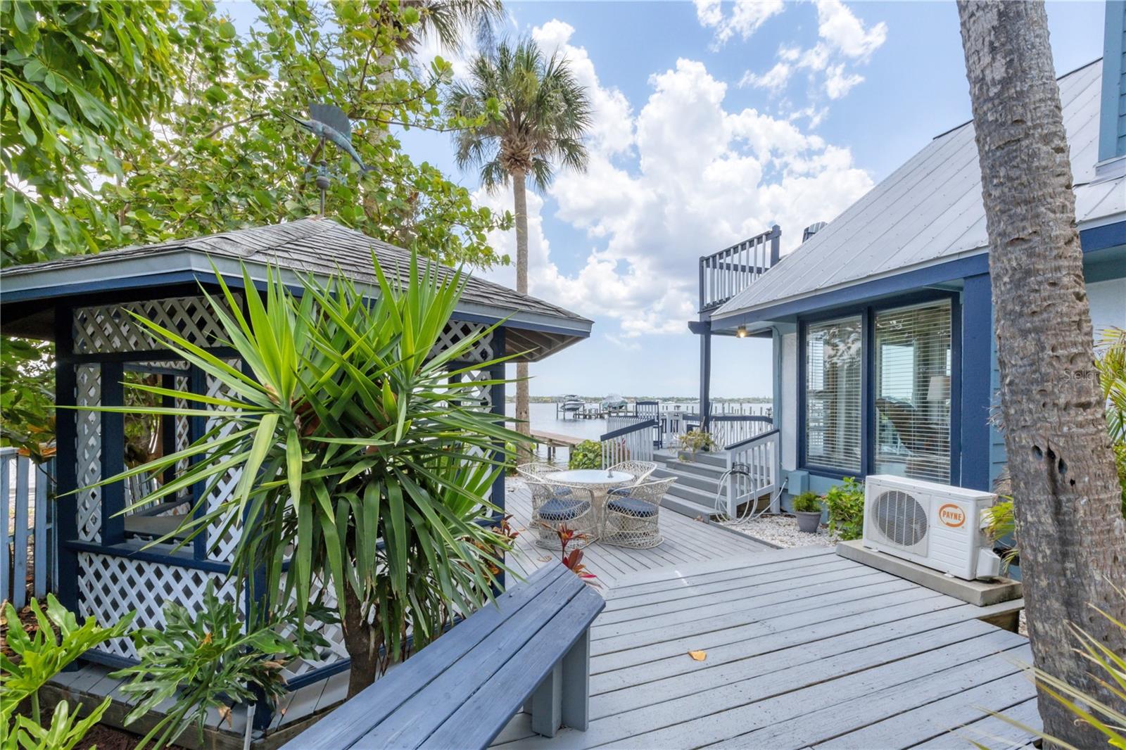 NO SUBDIVISION - Residential