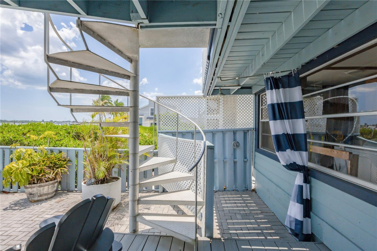 NO SUBDIVISION - Residential