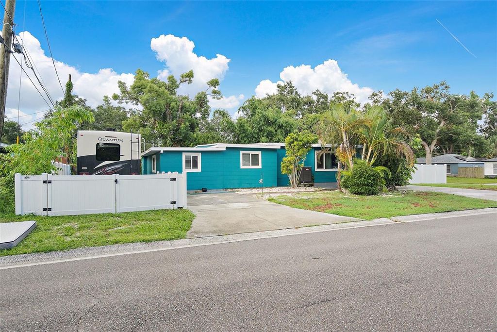 Photo of 2470 47th Street S, St Petersburg, FL 33711 (MLS # TB8420748)