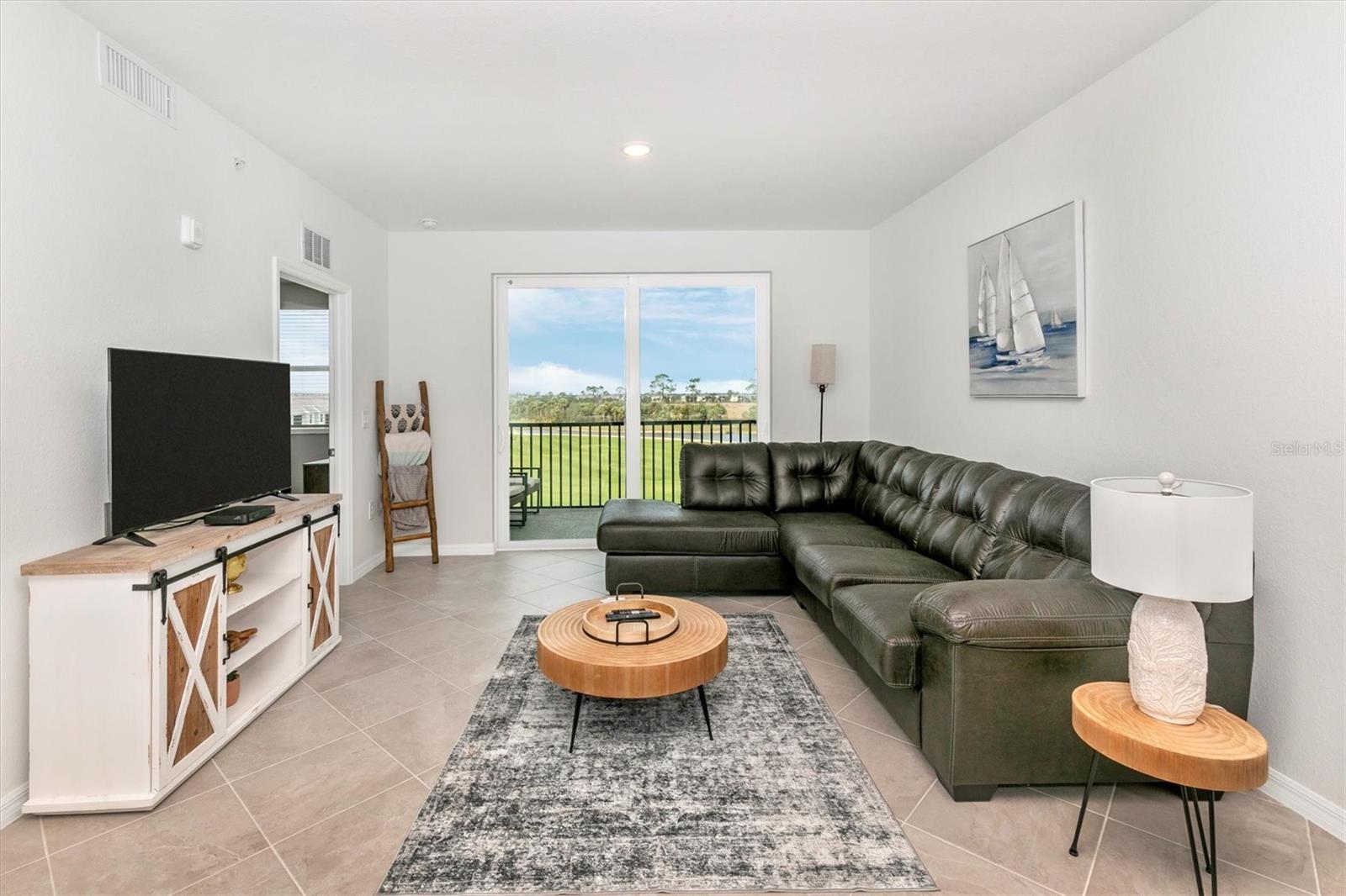 WELLEN PARK GOLF & COUNTRY CLUB - Residential Lease