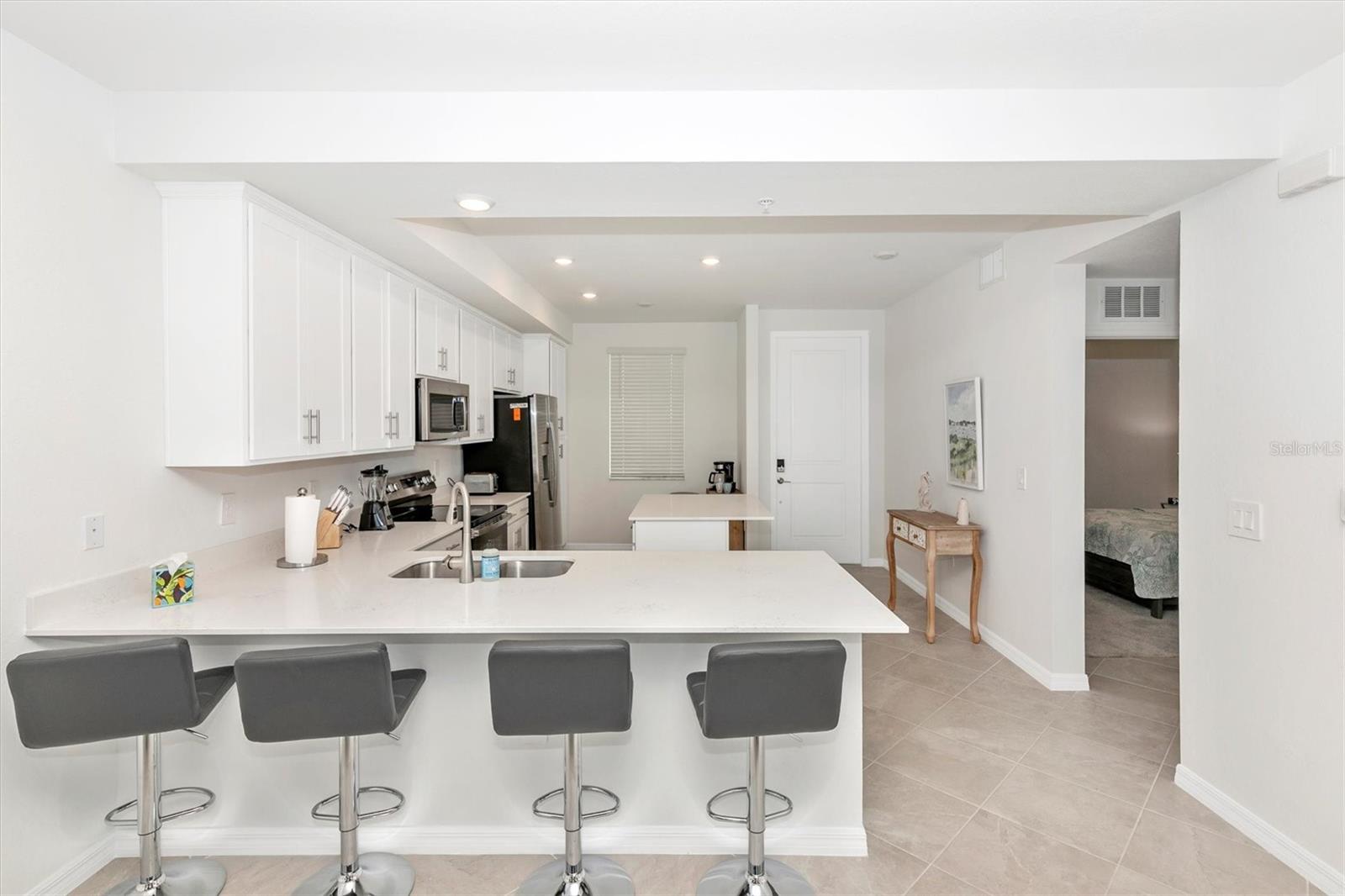 WELLEN PARK GOLF & COUNTRY CLUB - Residential Lease
