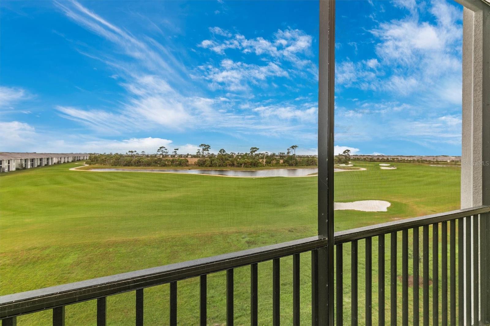 WELLEN PARK GOLF & COUNTRY CLUB - Residential Lease