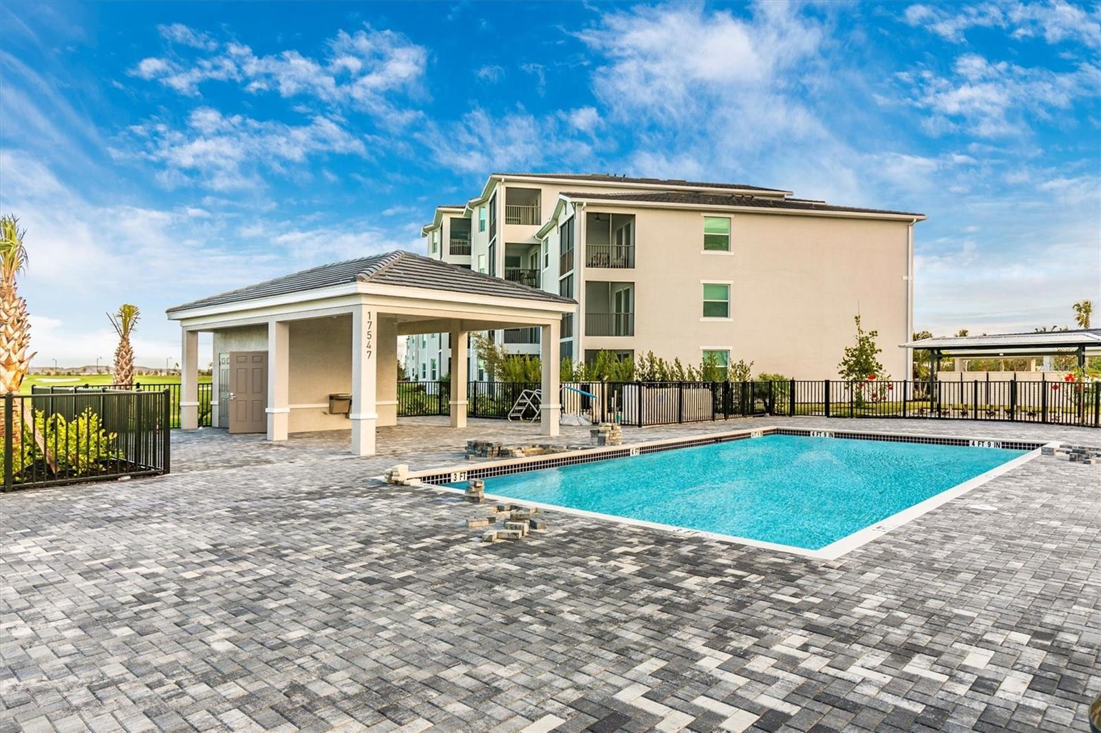 WELLEN PARK GOLF & COUNTRY CLUB - Residential Lease